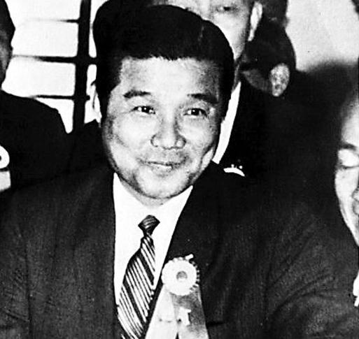 香港四大家族创始人只剩李嘉诚健在