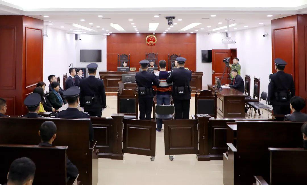 内蒙古警察枪击案重审无期改判4年