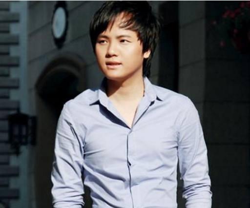 男歌手欢子宣布复出