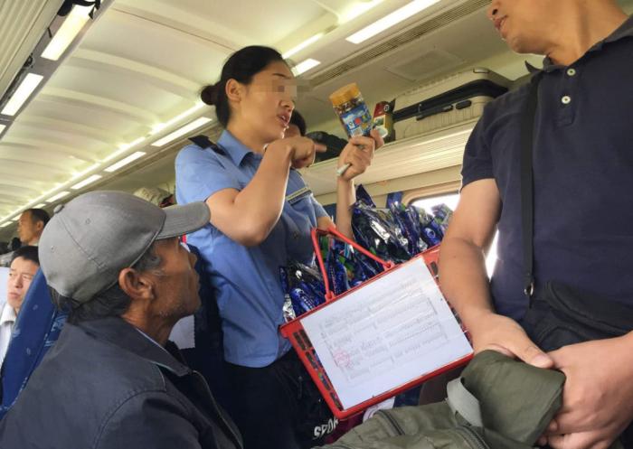 列车员给孕妇推销建议买不建议用