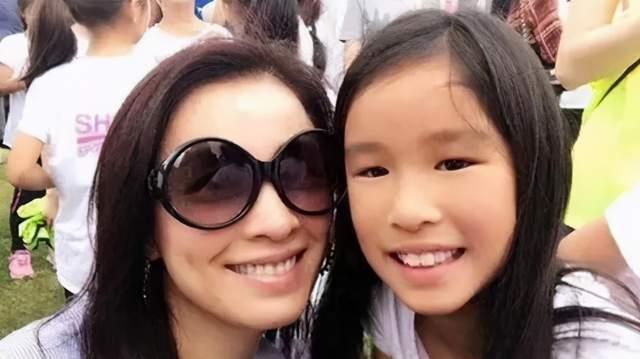 张庭女儿回应外貌争议
