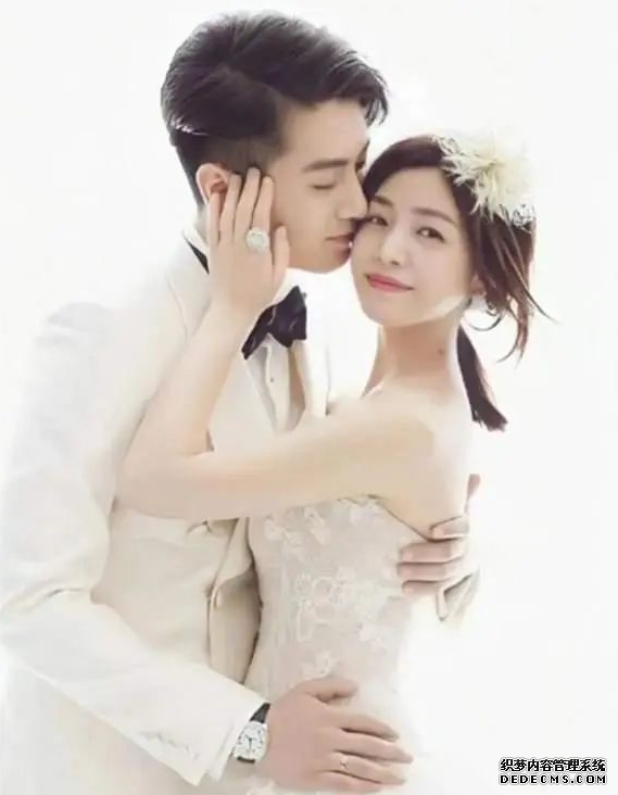 陈妍希离婚后异性缘爆棚