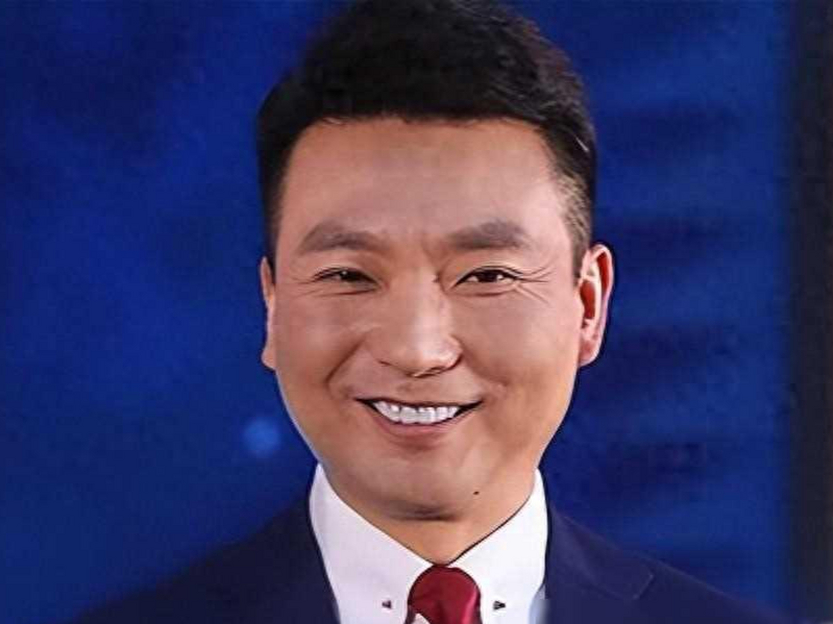 康辉有新身份