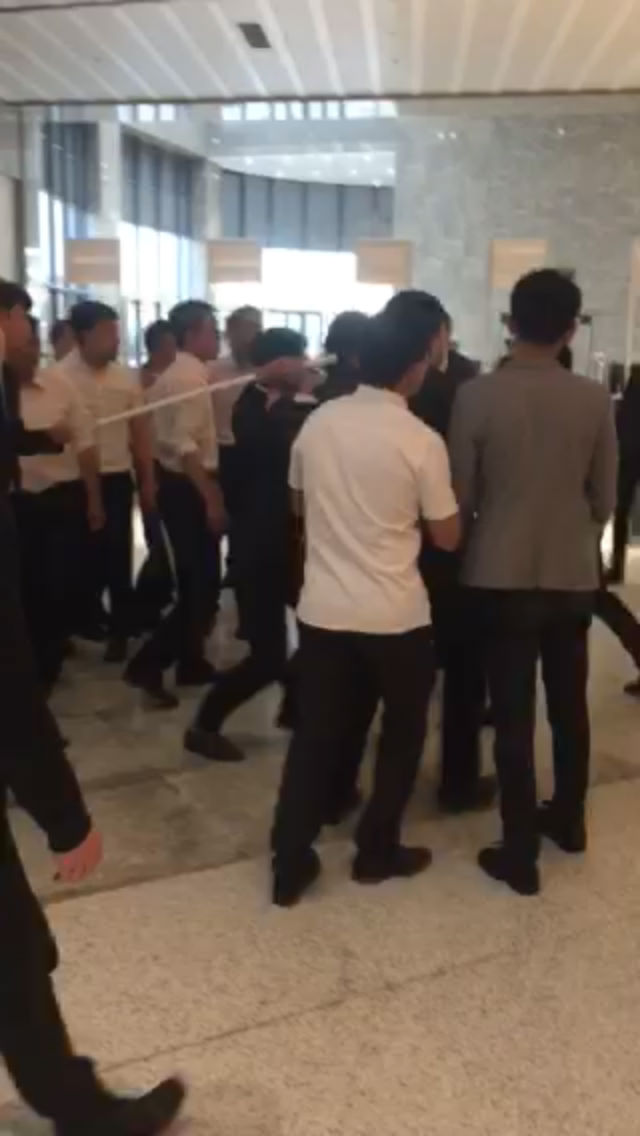 上海车展有人打架？不实