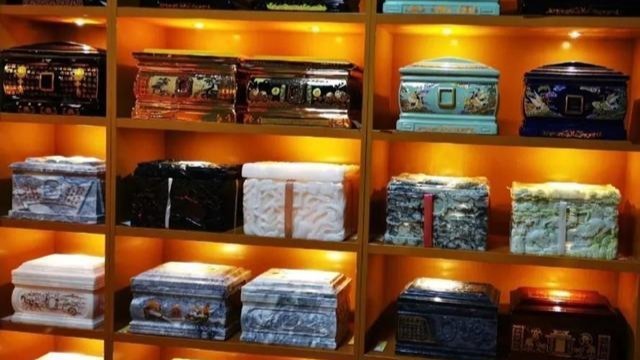 包头出现“天价骨灰盒”？假