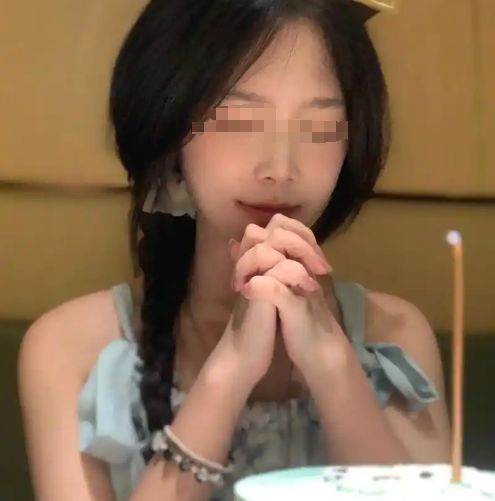 易小星称女儿被主播哄骗买成人玩具