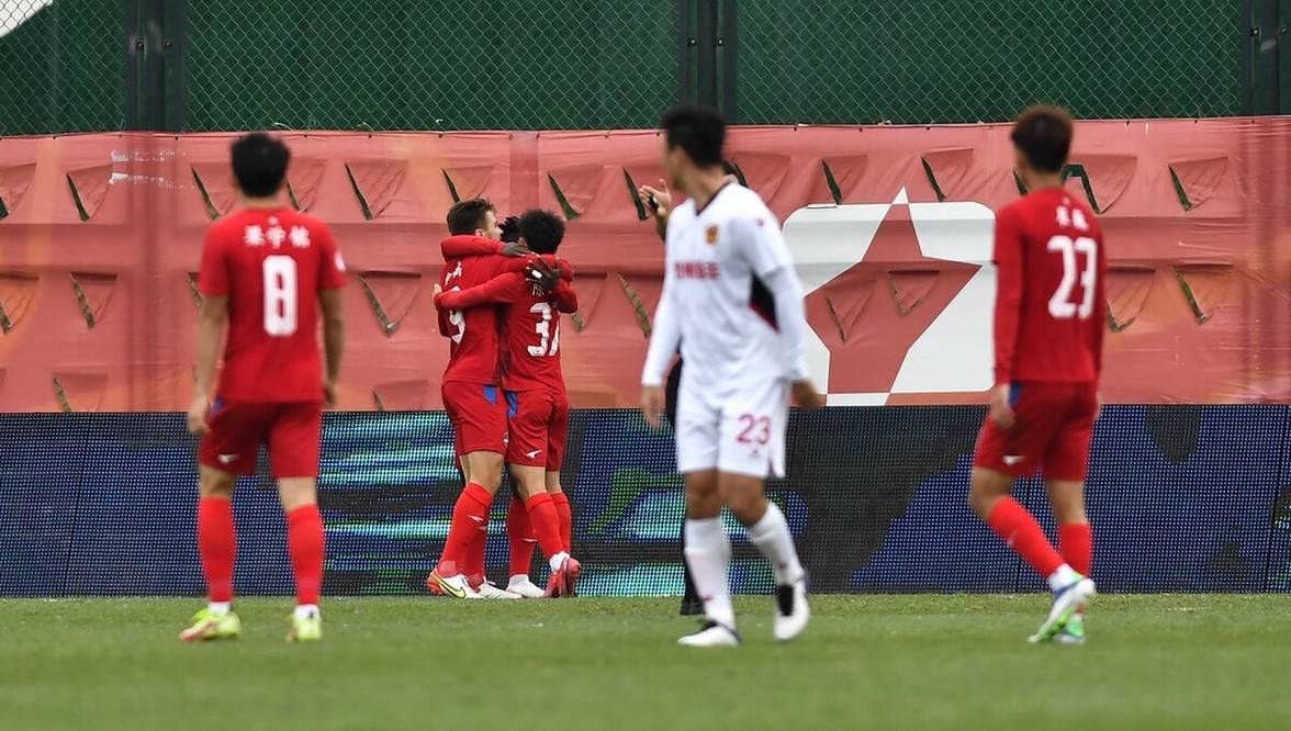成都2-1浙江取四连胜