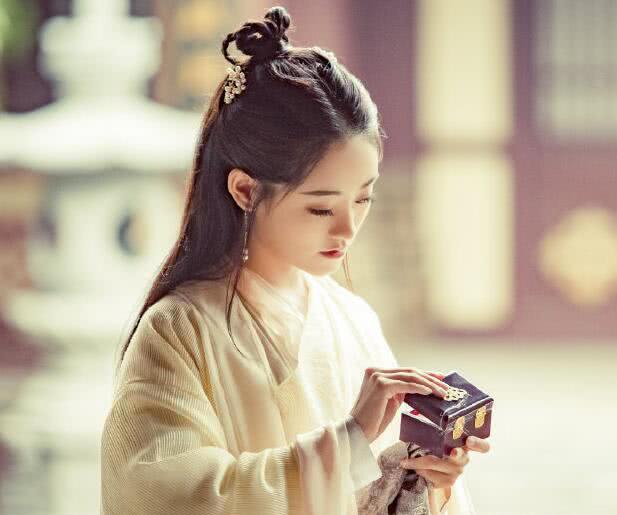 杨超越黄子弘凡祝绪丹全员猴化
