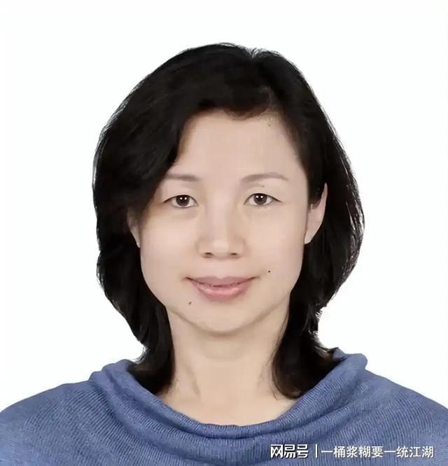 国家卫健委通报肖飞董袭莹事件