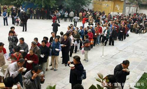 男子连蹭2天爱心小面 顿顿吃两斤多