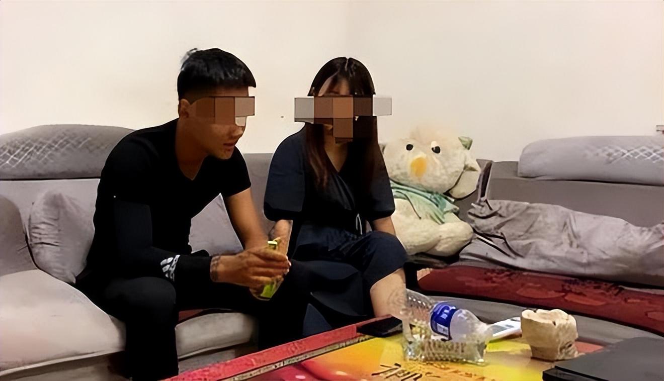 男子刷视频发现失踪半年妻子在结婚